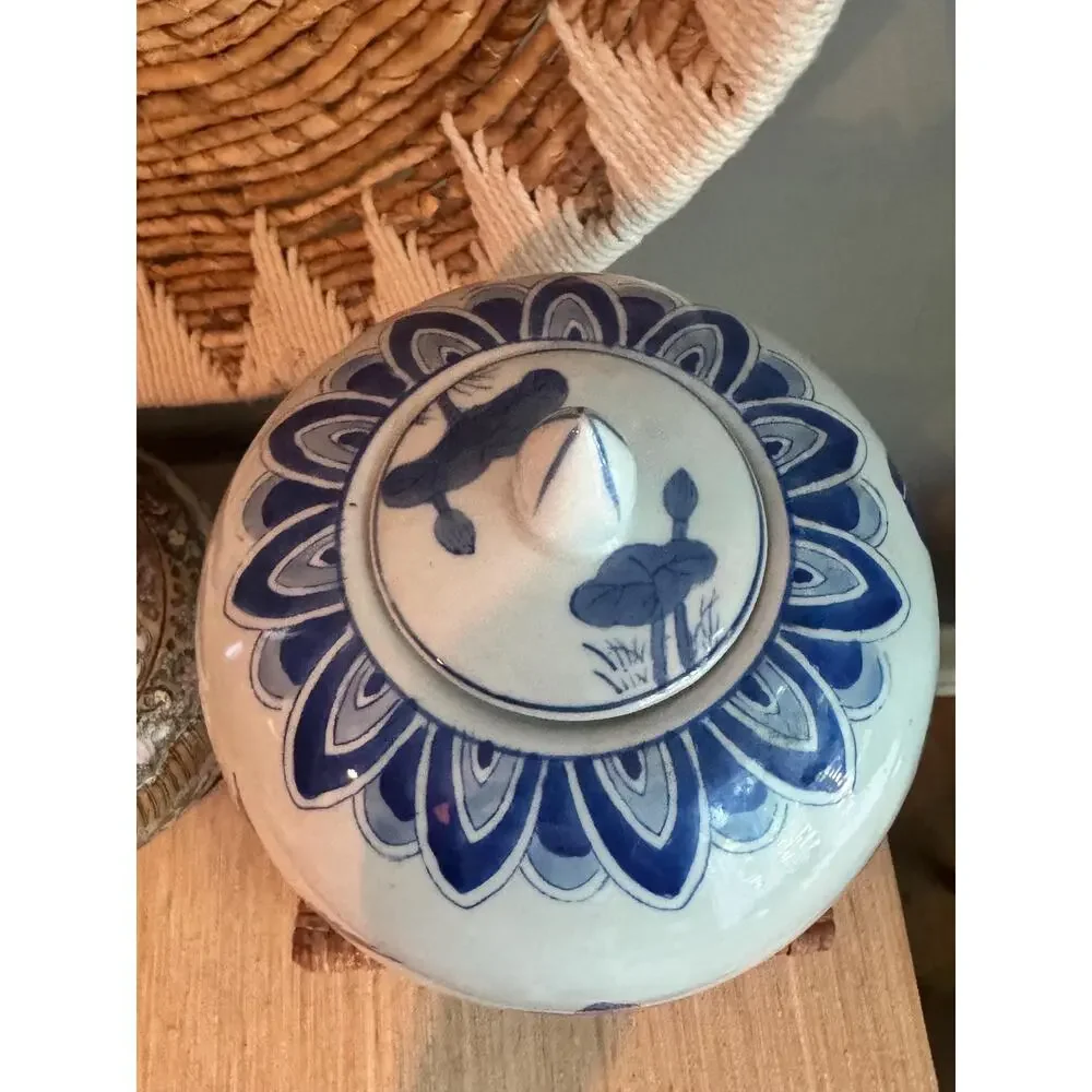 Vintage Chinoiserie Blue White Lotus Porcelain Melon Ginger Jar and Lid